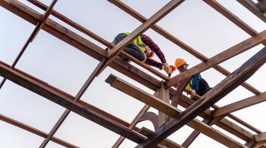 Expert Emergency Roof Repairs services in Oxford, MA
